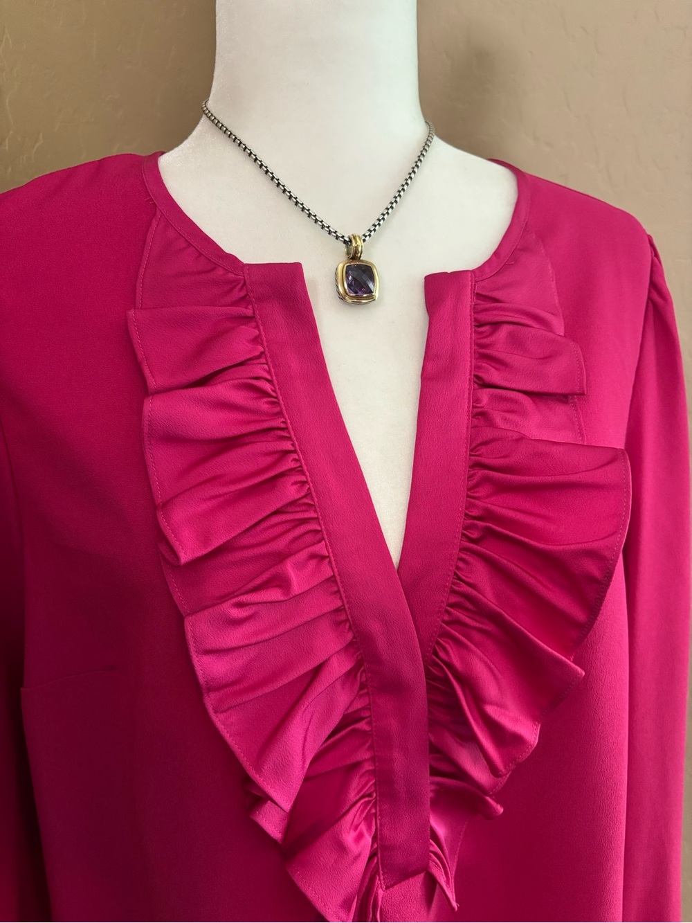 J. CREW 💕 V-Neck Ruffle Blouse - Picture 8 of 14